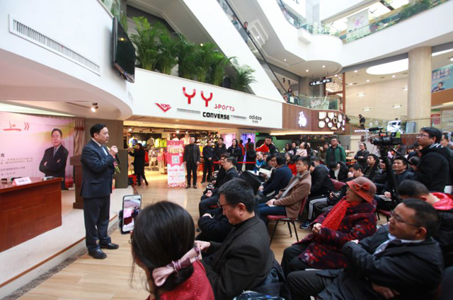 1496425327102303.jpg 12-趙振元認真回答提問.jpg