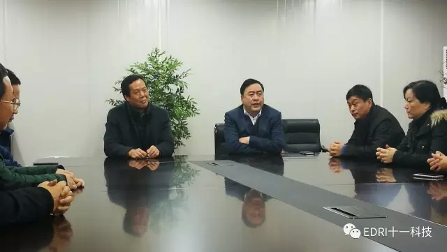 1496476504683109.jpg 5-現(xiàn)場工作會上,趙振元同志發(fā)表重要講話.webp.jpg