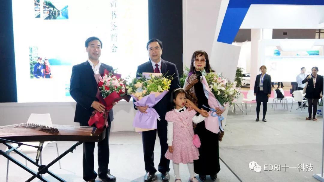 1541121974712310.jpg 10.jpg